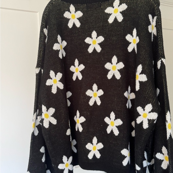 Altar'd State Black and White Daisy Poet Sweater - Picture 6 of 6